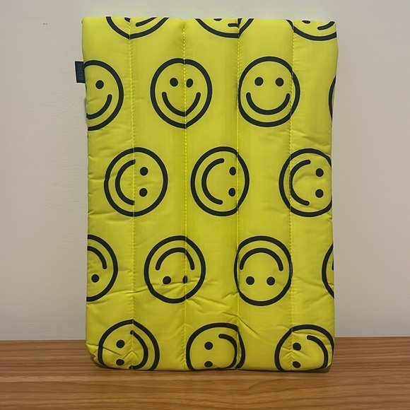 Baggu 13” Laptop Sleeve, Yellow Happy - Picture 2 of 3